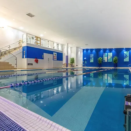 The Lodge At Meyrick Park-2